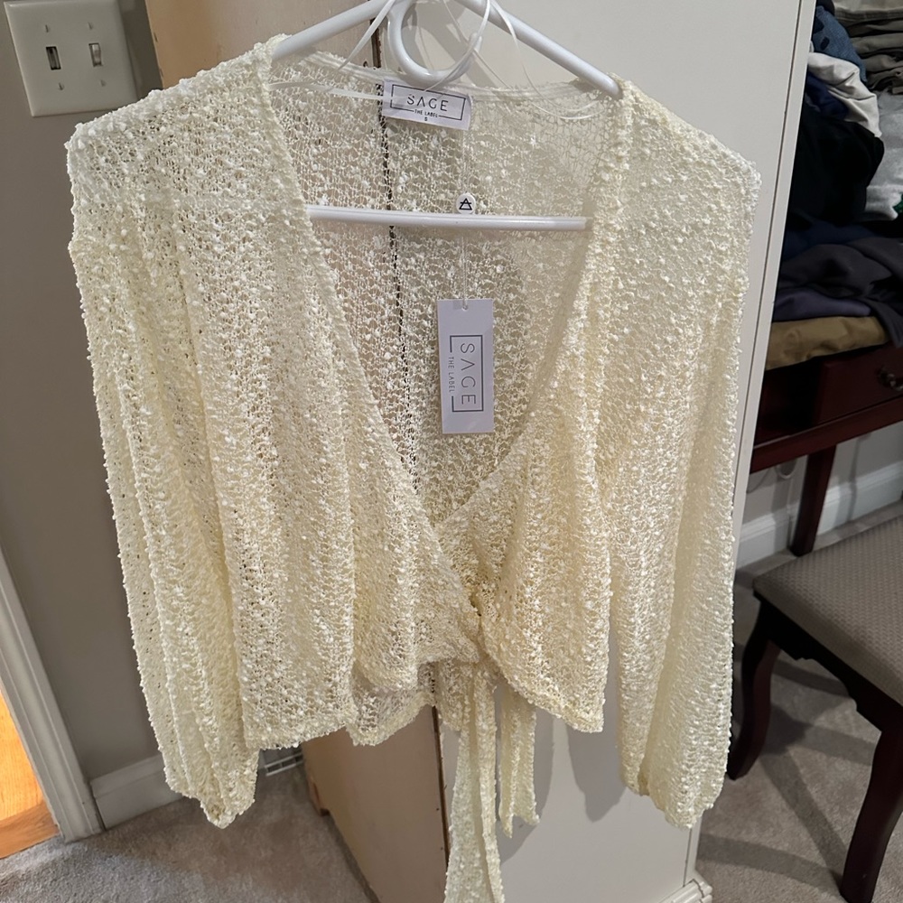 Cropped blouse